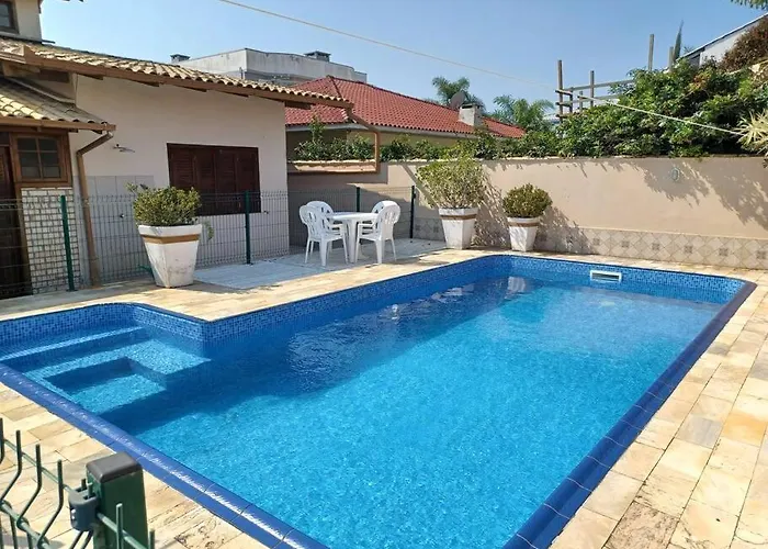 Excelente Casa Com Piscina Na Praia De Ingleses